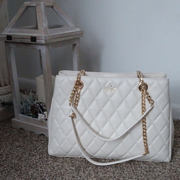 NWT Kate Spade Cream Quilted Tote/Shoulder Bag/ w Purse Charm - Picture 3 of 15